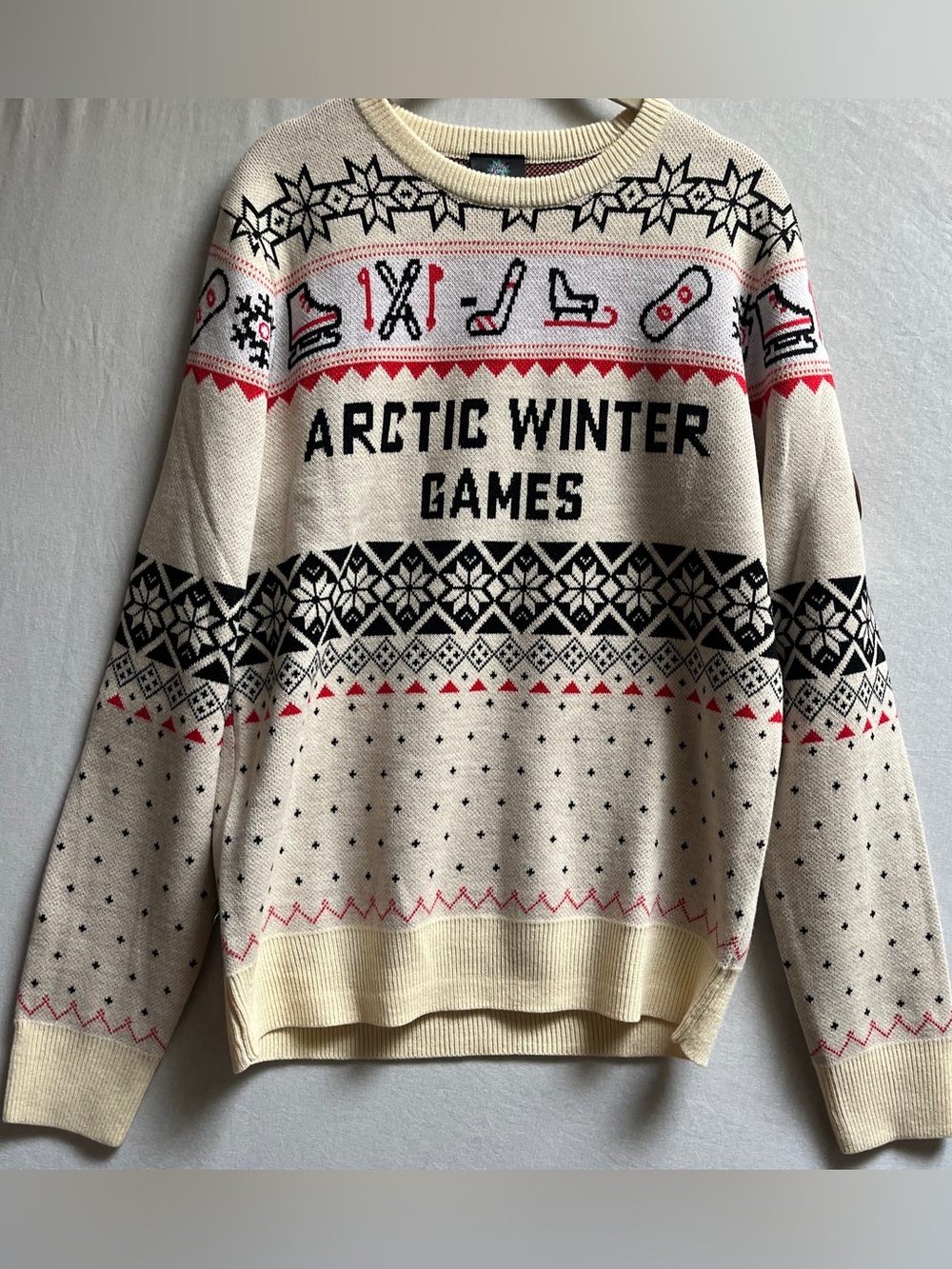NWT Locale Mens Arctic Winter Games 2024 Acrylic Knit Sweater Size S